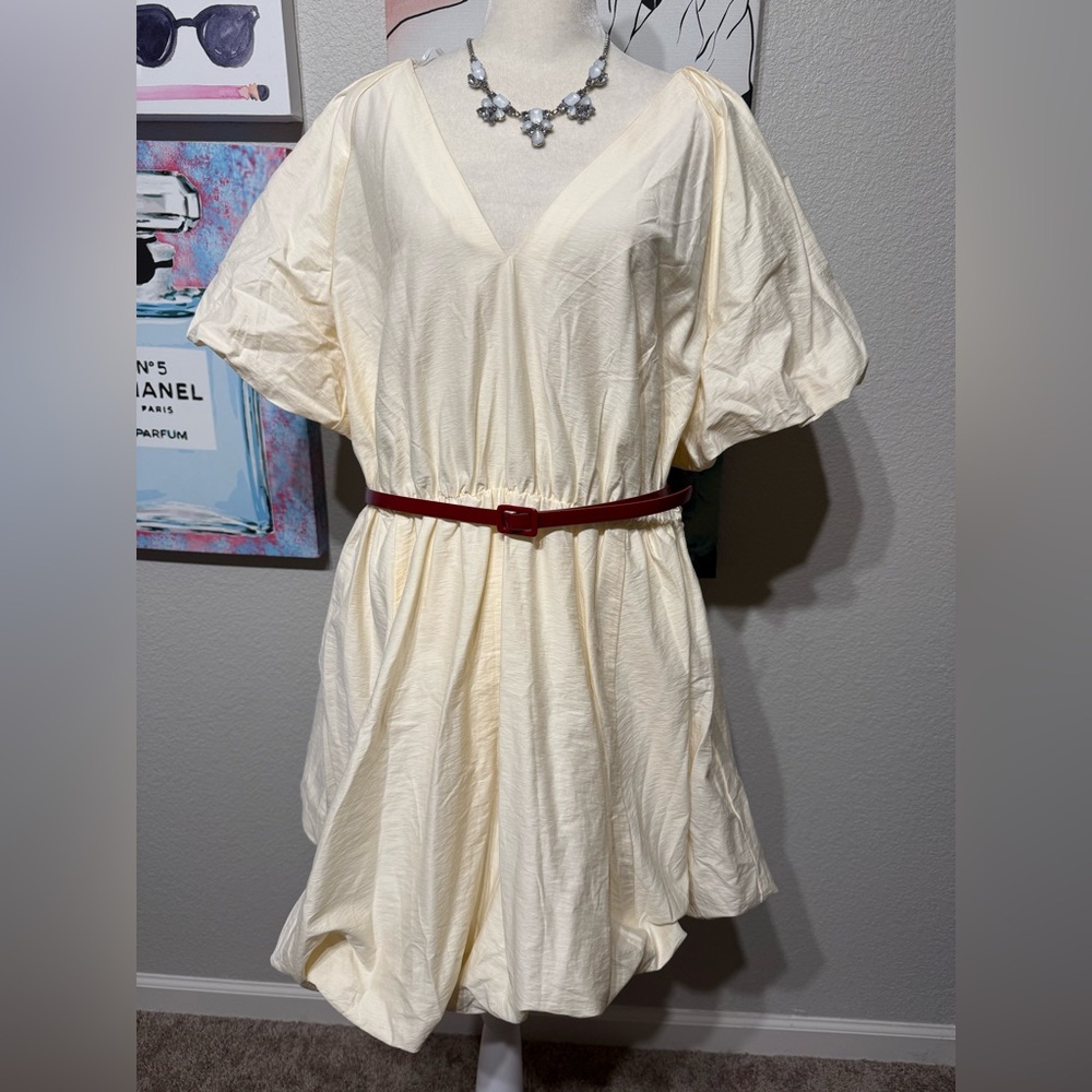 Cream bubble Dress